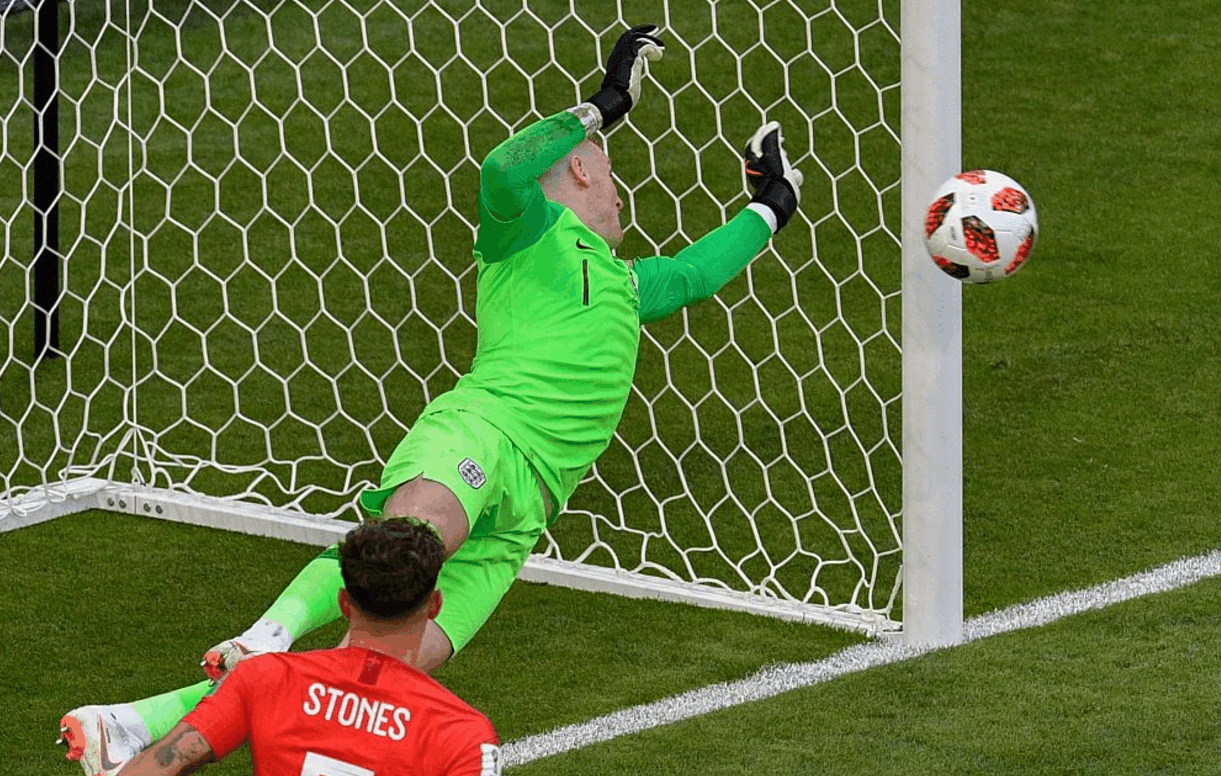 包含皇家社会发布备战花絮，今晚遗憾出局，欧冠任务艰巨，轮换策略成焦点的词条-lck竞猜电竞