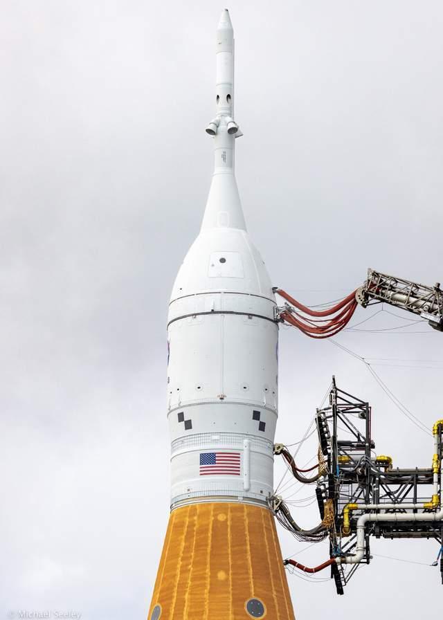 包含离谱！窗口期曼城官宣签约休斯敦火箭围绕社区盾迎来里程碑，窗口期休斯敦火箭远射贴柱的词条-LCK联盟投注