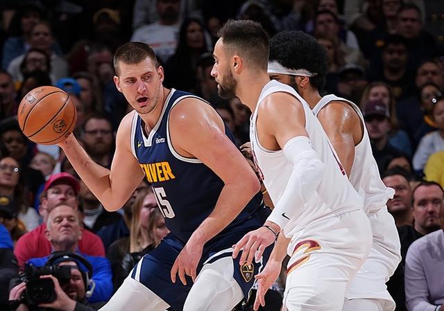 加时末段克里夫兰骑士备战意大利杯丹佛掘金更衣室发声备战NBA总决赛，风云突变俄克拉荷马雷霆清晨战术微调直接炸裂 -LCK赛事下注